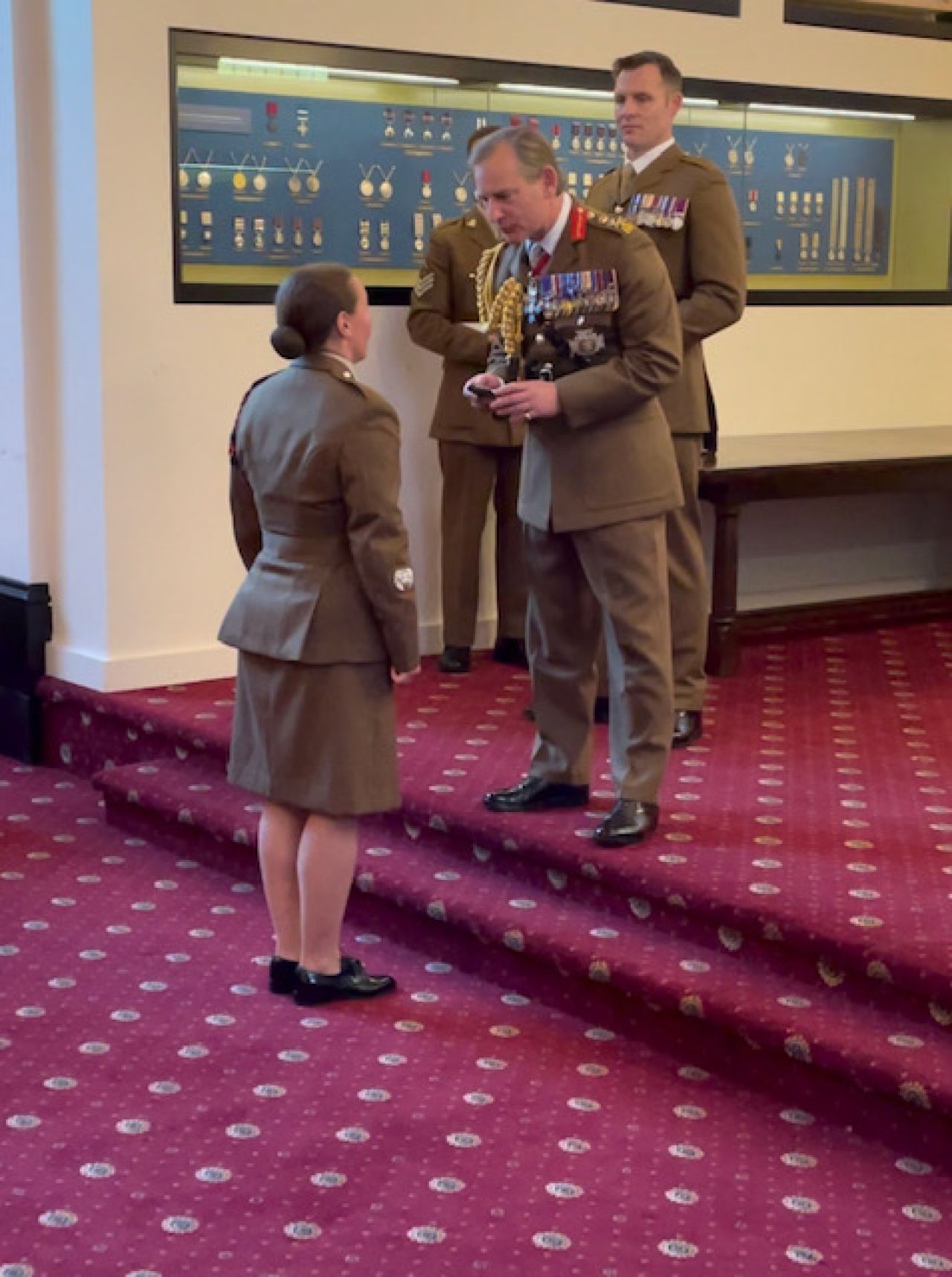 Warrant Officer Zoe Robinson Awarded Meritorious Service Medal