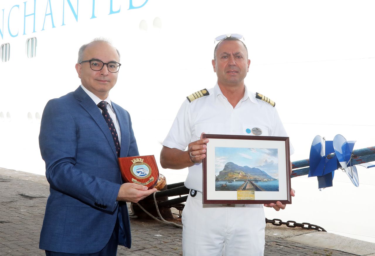 Minister Daryanani Welcomes the Enchanted Princess on its Inaugural Call to Gibraltar