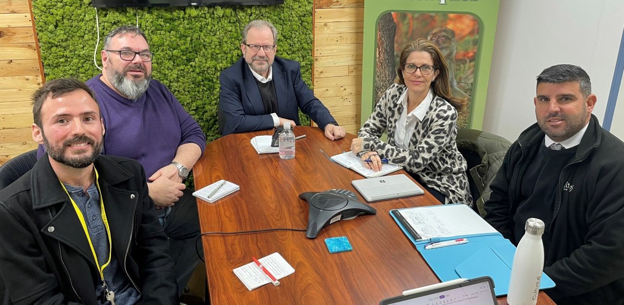 Minister Cortes Meets With Gibraltarians For A Multilingual Society
