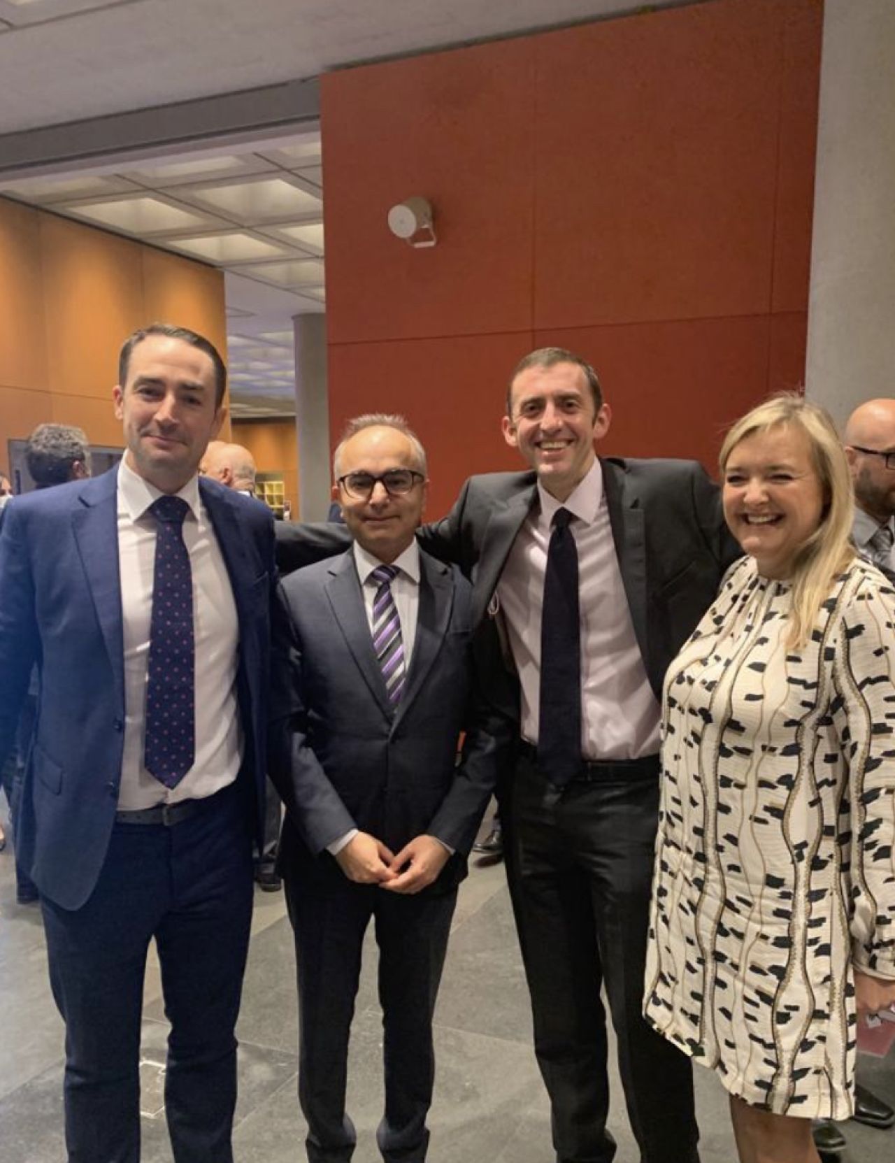 Minister Daryanani Meets with Easyjet, Wizz Air and Ryanair