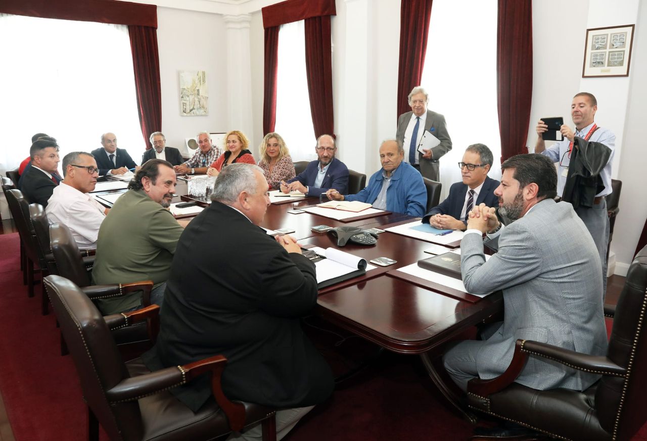 Government Meets Cross Frontier Group