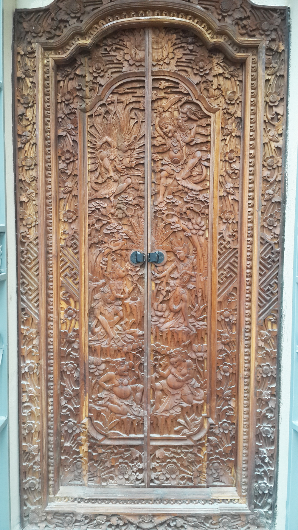 Dec 14 Face Frames Gallery Opens Find Out The Story Behind The