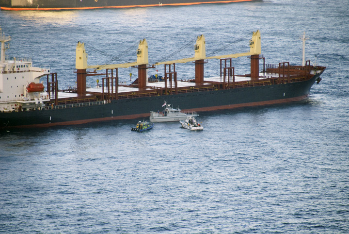 Guardia Civil interfere with bunkering