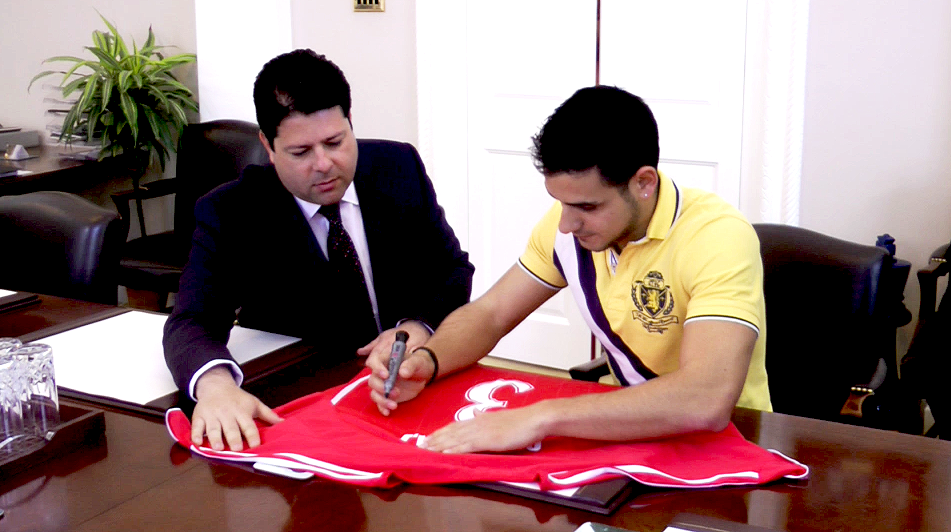 gfa shirt signing
