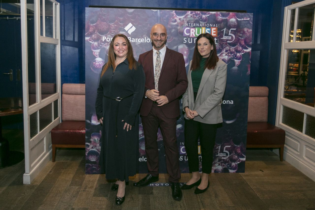 Minister Santos and the Gibraltar Tourist Board Attend the 15th International Cruise Summit 