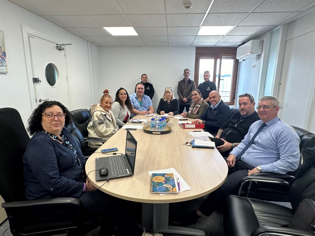 The Minister for Housing meets up with the Laguna Tenants’ Association