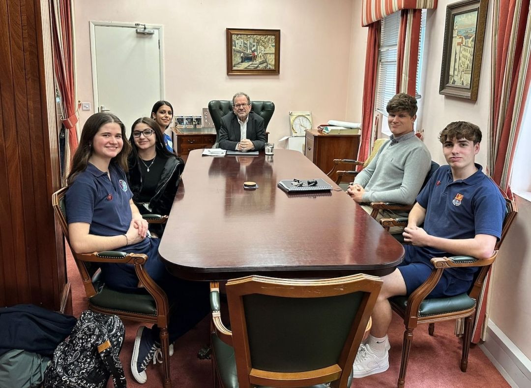 Minister For Education Meets Head Students