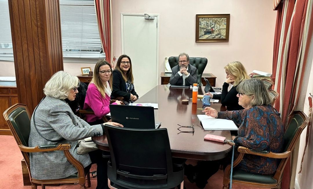 Minister For Education Meets Childline
