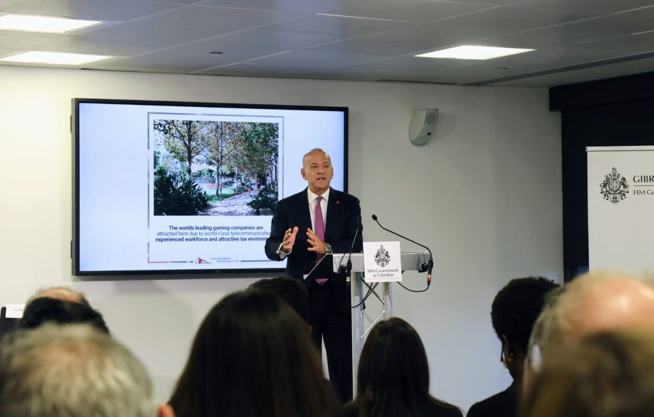 Blockchain and Crypto Community Attend Gibraltar Finance DLT Seminar in London