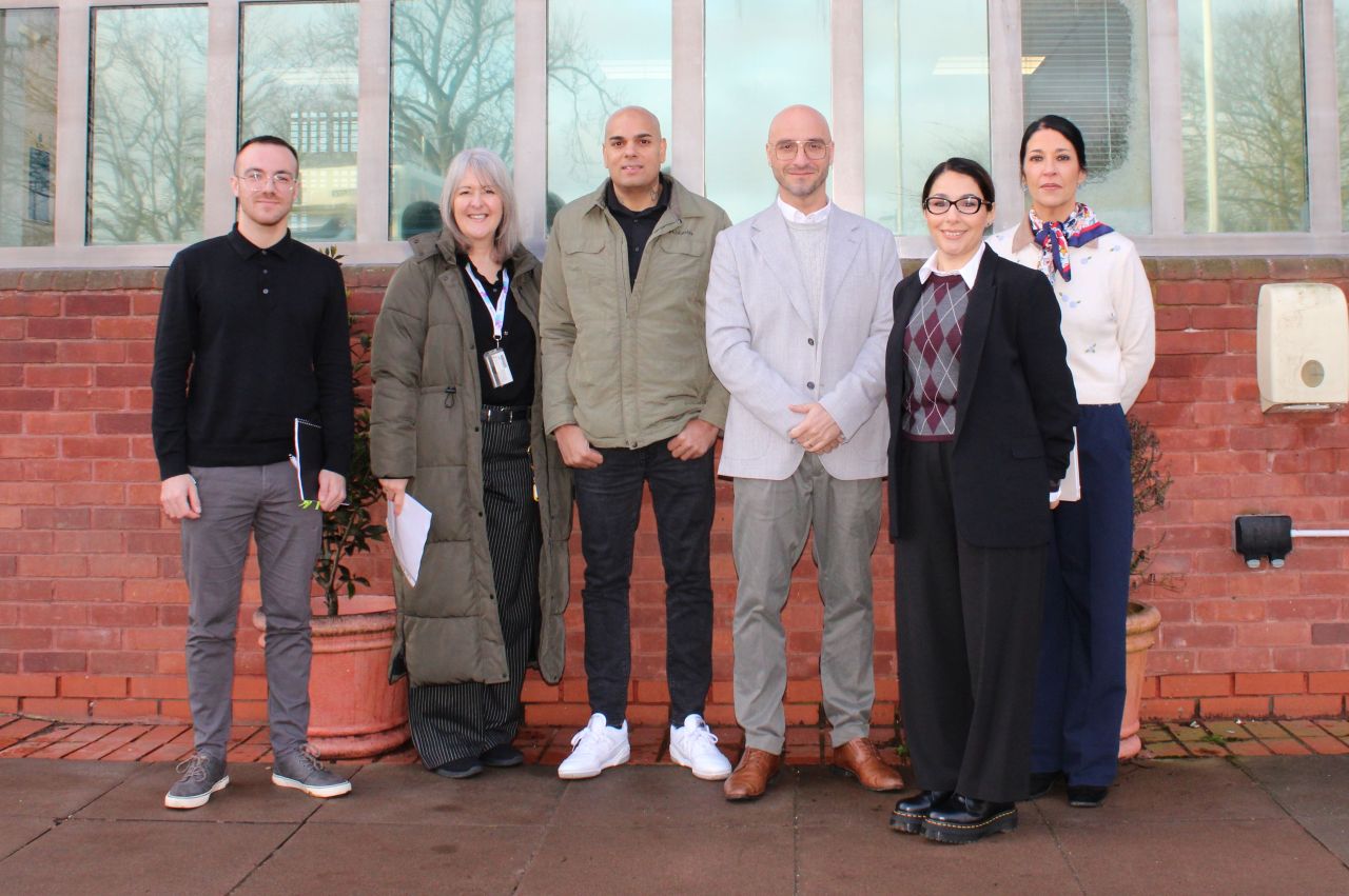 Minister for Employment Visits Custodial and Probation Services in London, Leeds and Doncaster