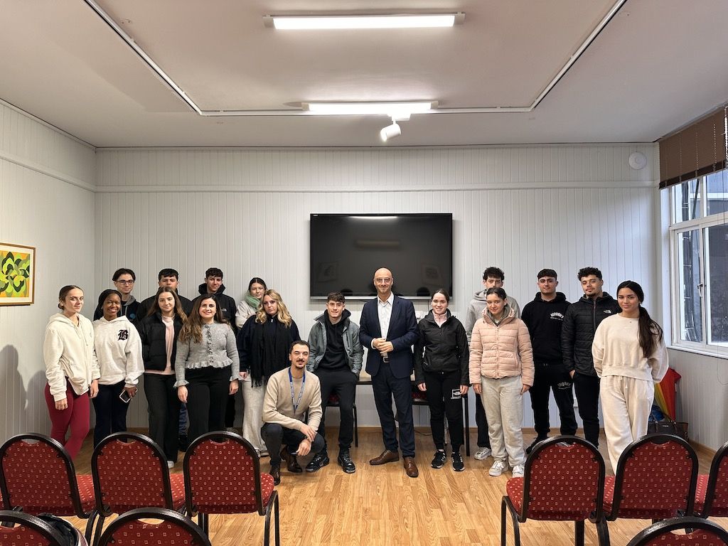Minister Santos Delivers Workshop to Gibraltar College Travel and Tourism Students