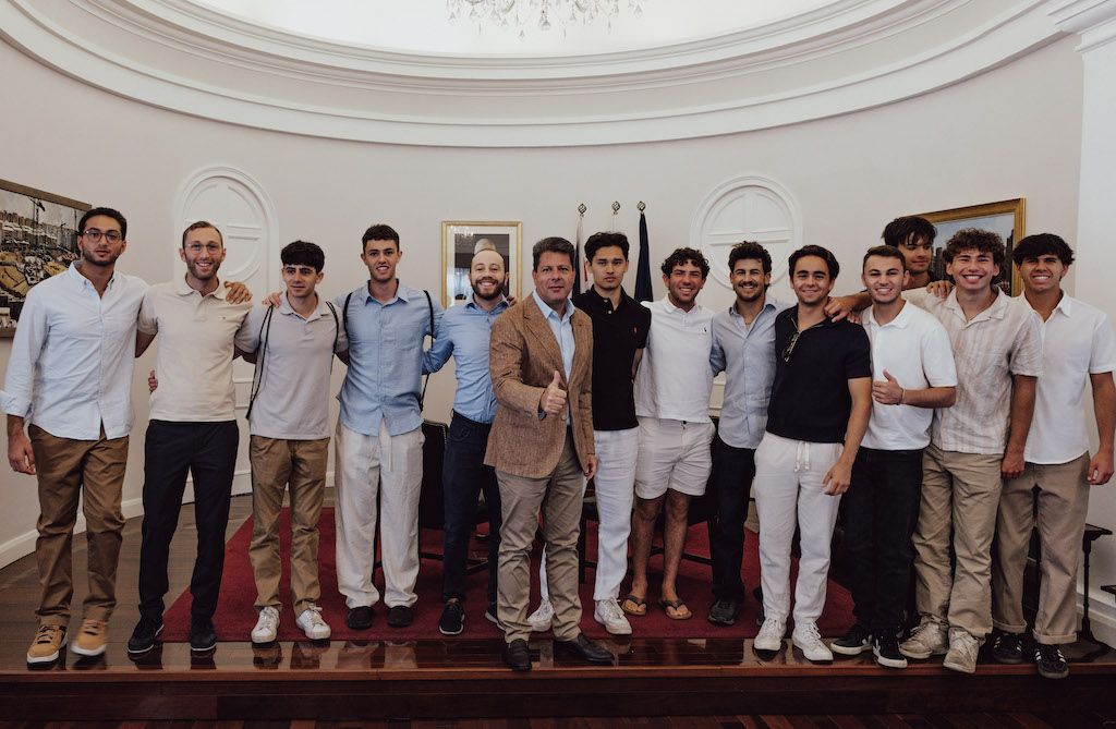 Chief Minister Welcomes UCLA Jewish Students to Gibraltar 