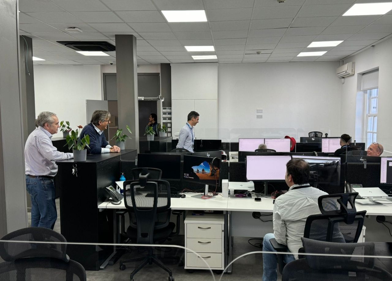 Minister Feetham Visits Gibtelecom