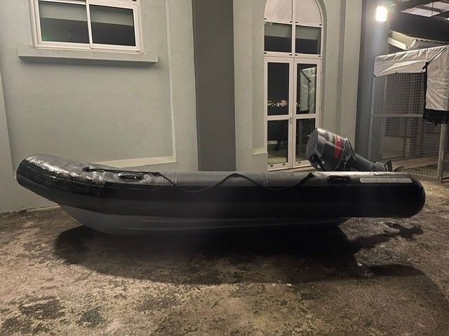 Customs Seize Small RHIB, 550 Cartons Of Cigarettes And Over 9KG Rolling Tobacco