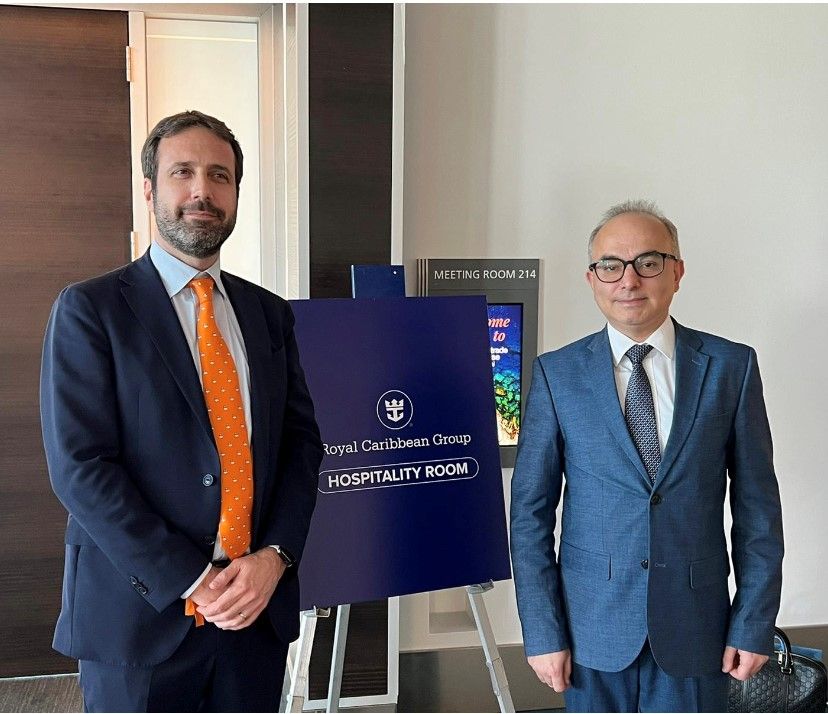 Minister Daryanani Attends Seatrade Cruise Global