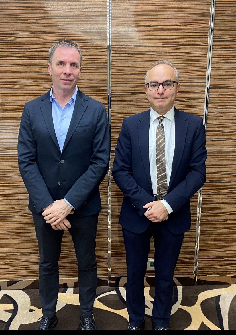 Minister Daryanani Discusses Gibraltar with CEO of Wizz Air