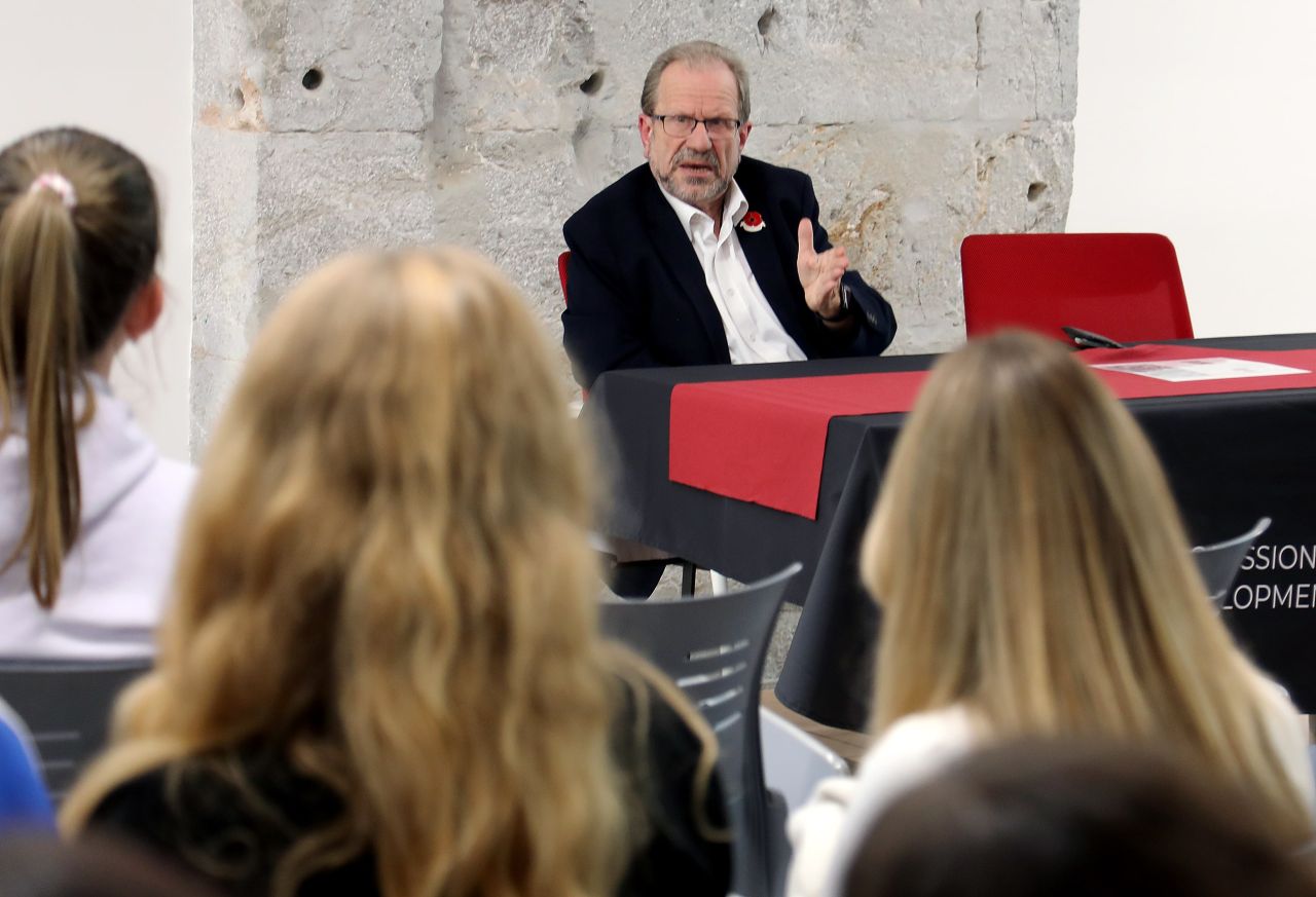 Minister Cortes Addresses University Of Granada Students