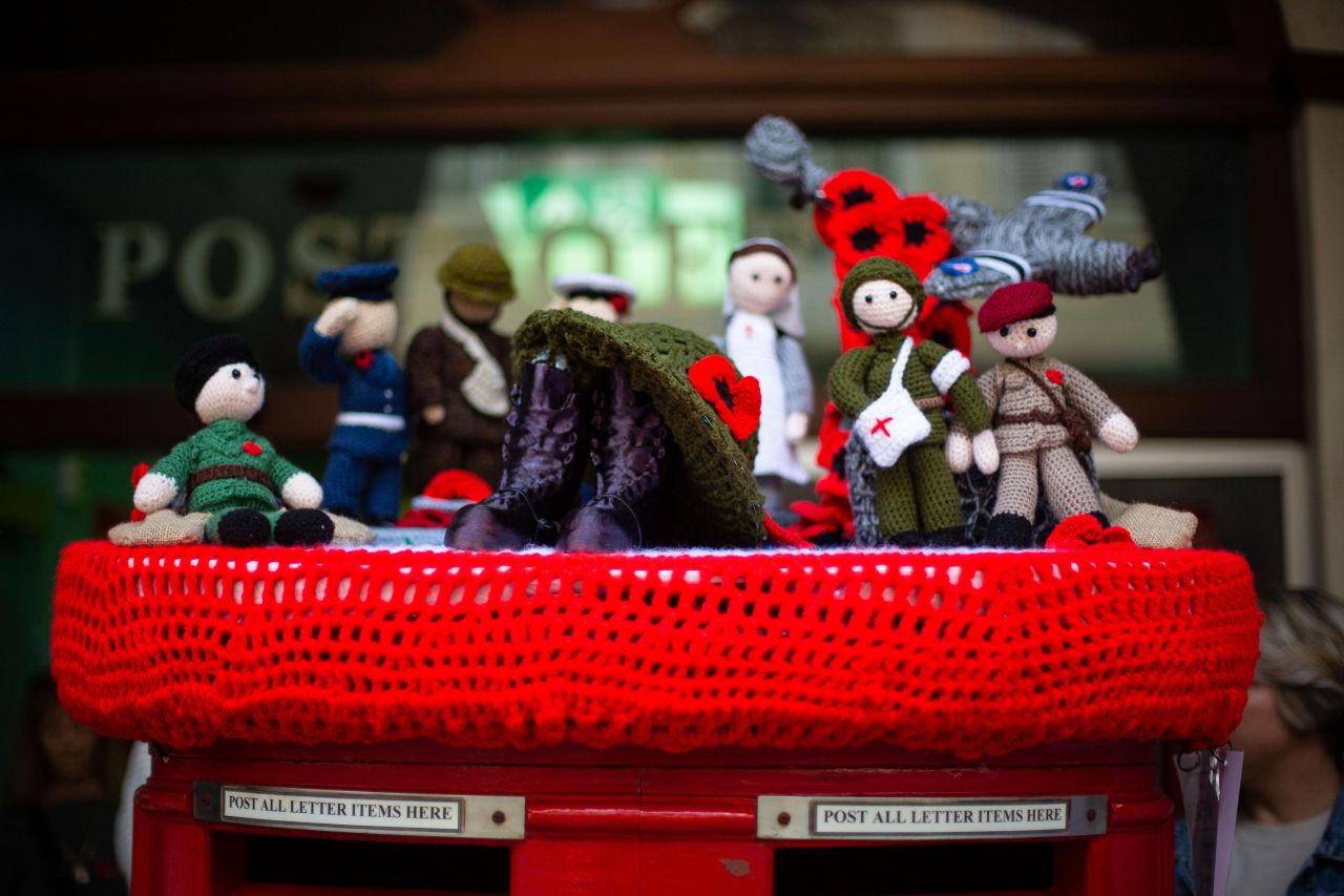 Community Effort Creates Handcrafted Poppy Displays For Remembrance Day