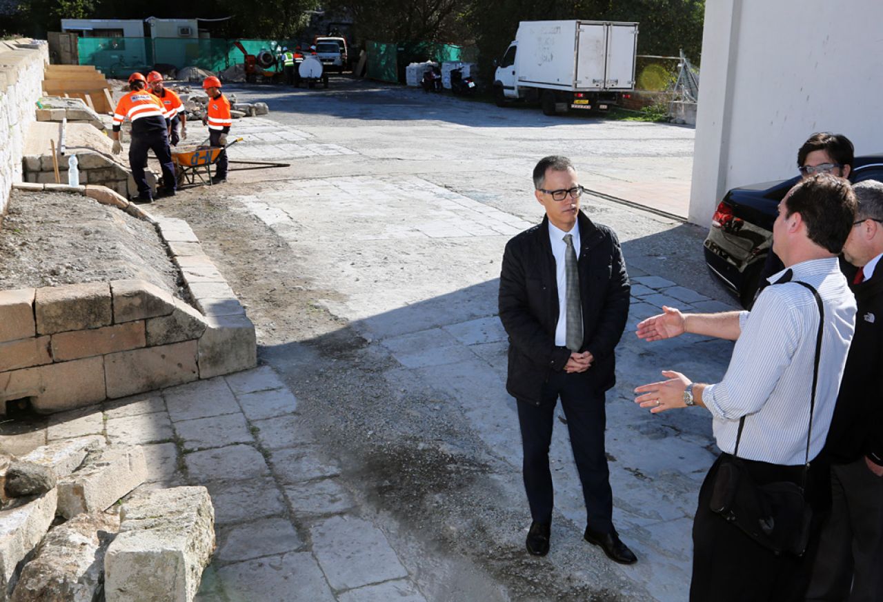 Government Restores The Grand Battery