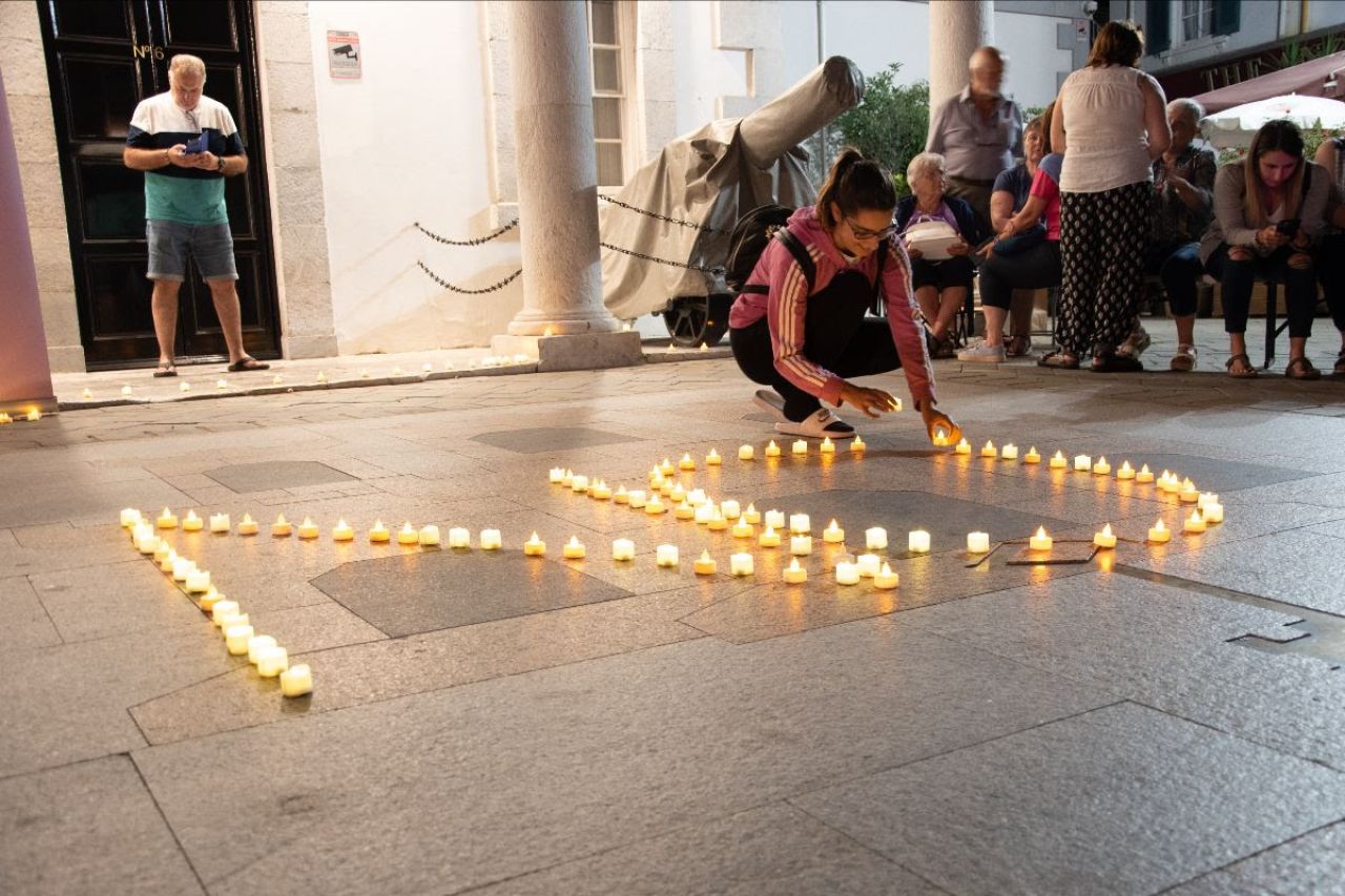 Save Babies Vote No Hold Candle-lit Event At Convent Place