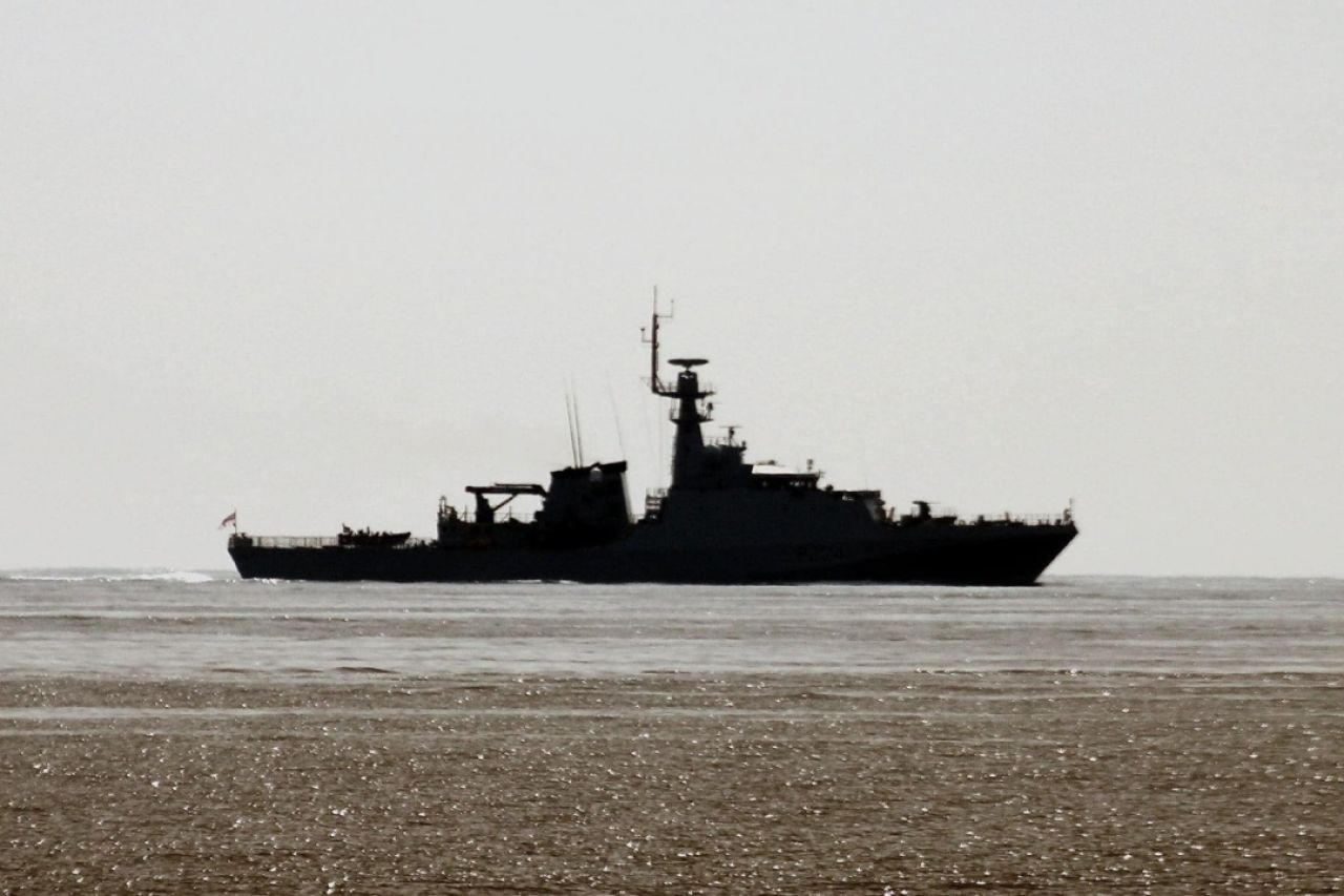 HMS Trent Arrives