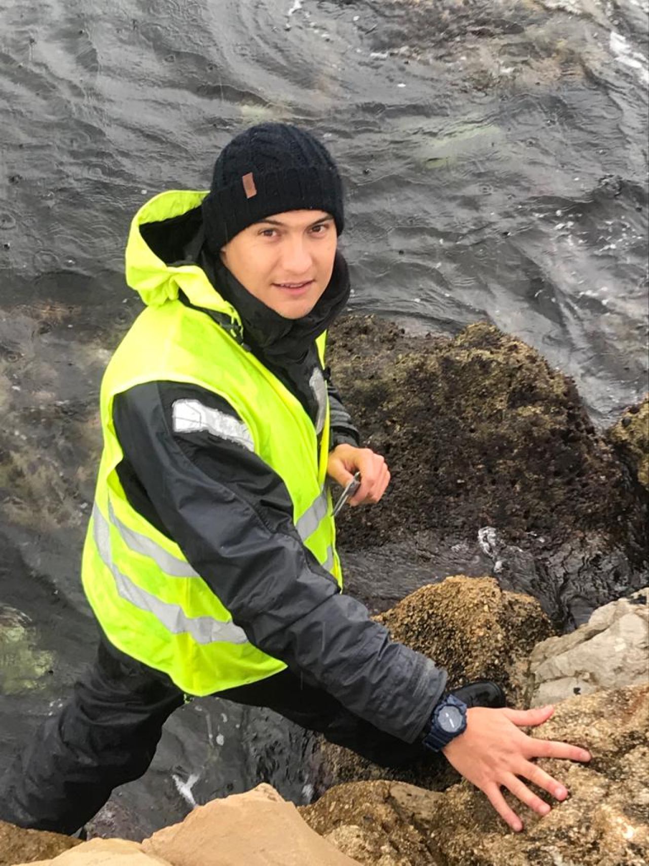 Researchers On The Rock: Stephen Warr