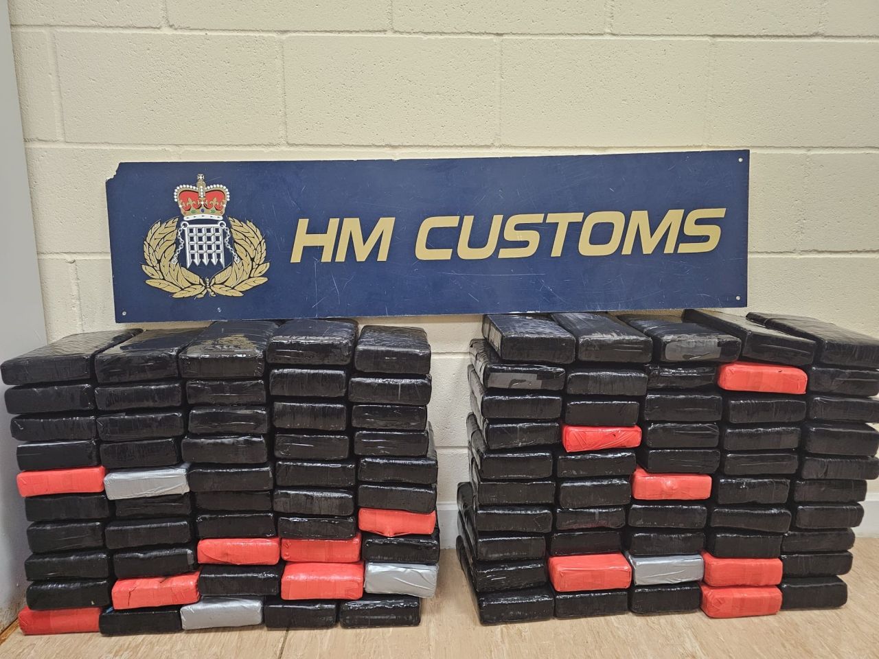 HM Customs Seizes 120 kg of Cocaine from a Bulk Carrier in Gibraltar Waters