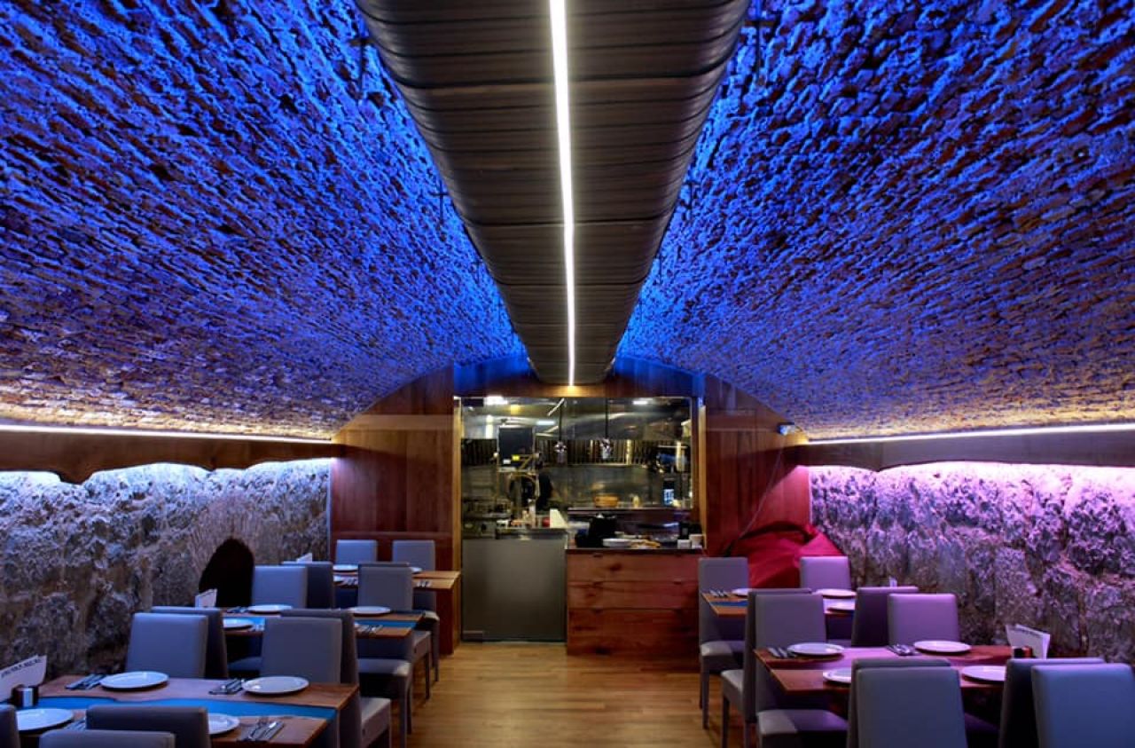 Vault 13 Restaurant Review