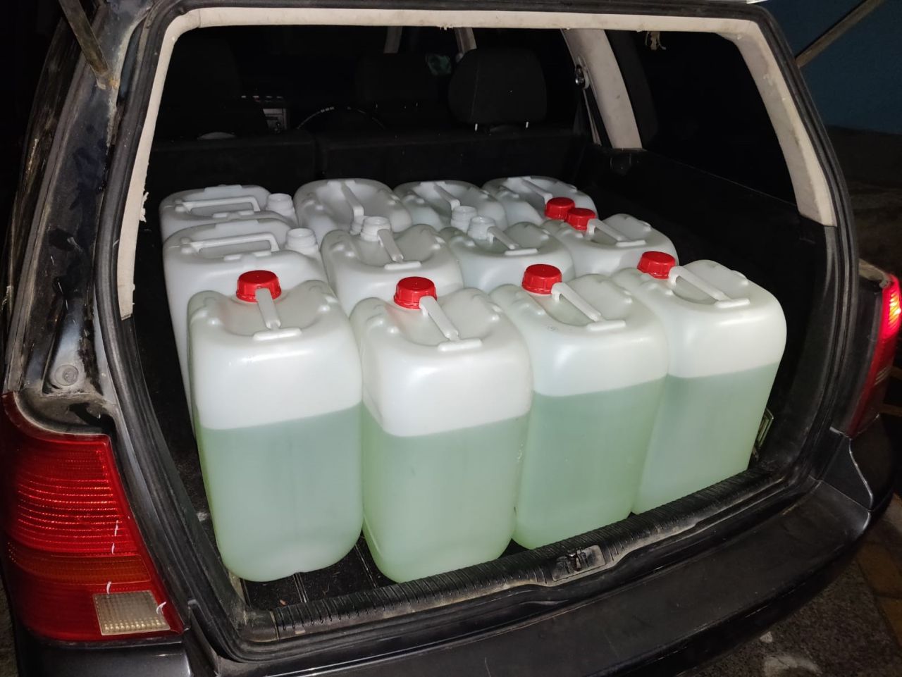HM Customs Seize Vehicle And Fuel Containers
