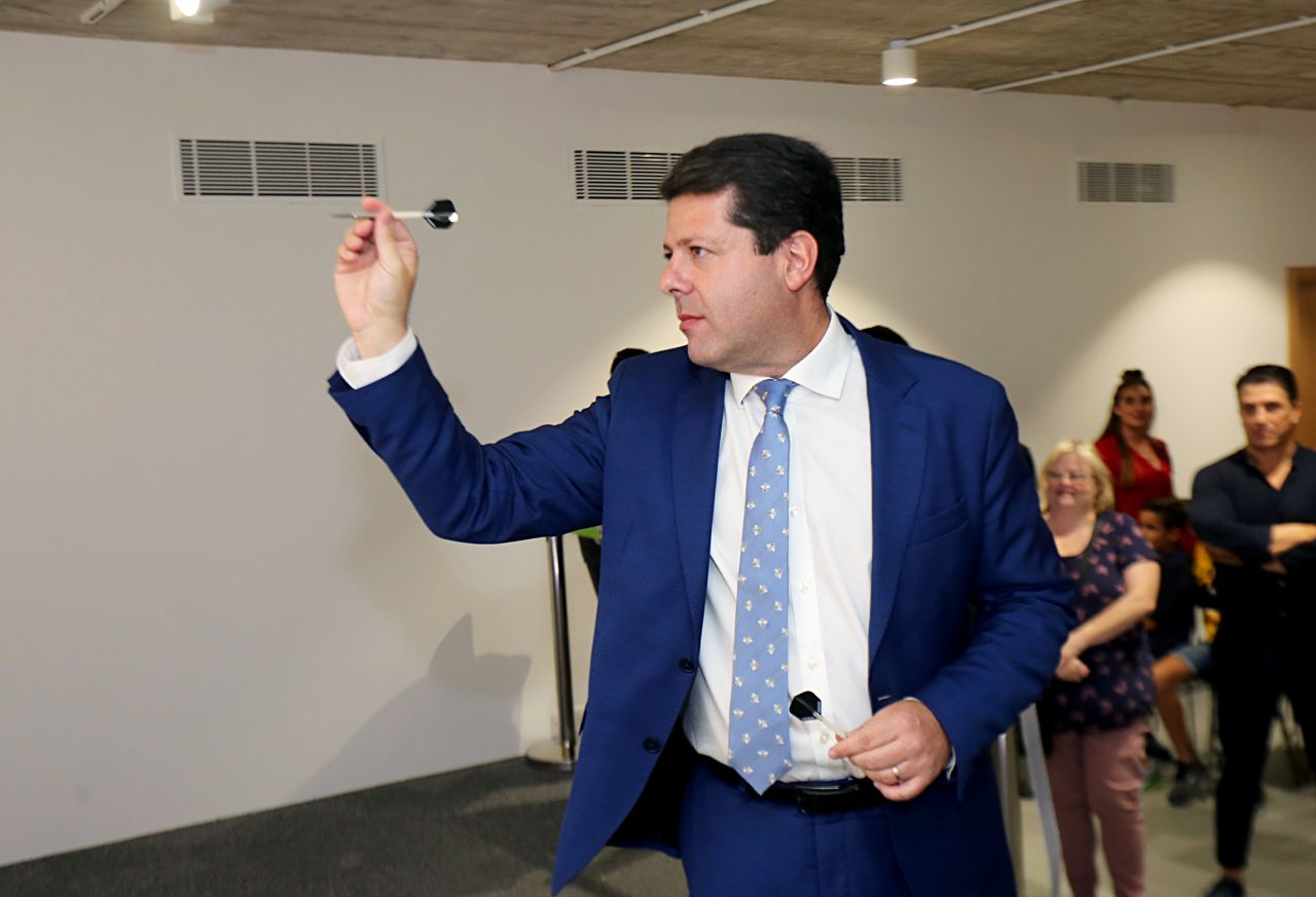 Chief Minister And Minister Linares Officially Open The “George Federico Darts Hall”