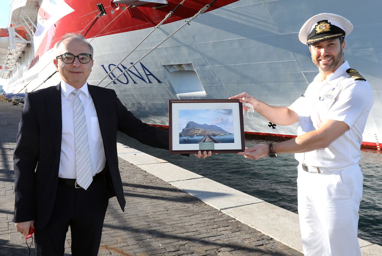 Minister Daryanani welcomes MS IONA on its inaugural call to Gibraltar