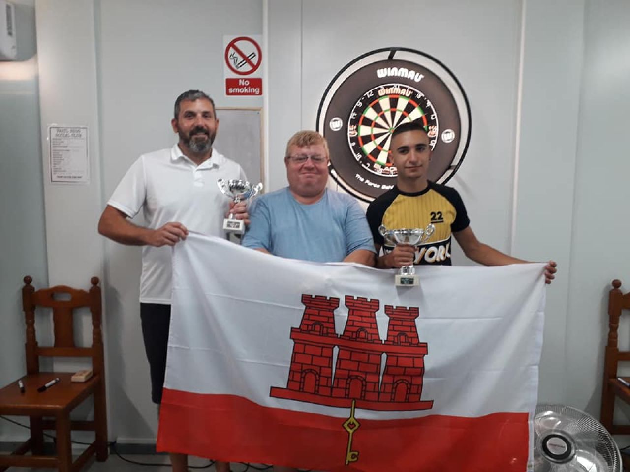 Justin Hewitt Wins National Day Darts Trophy