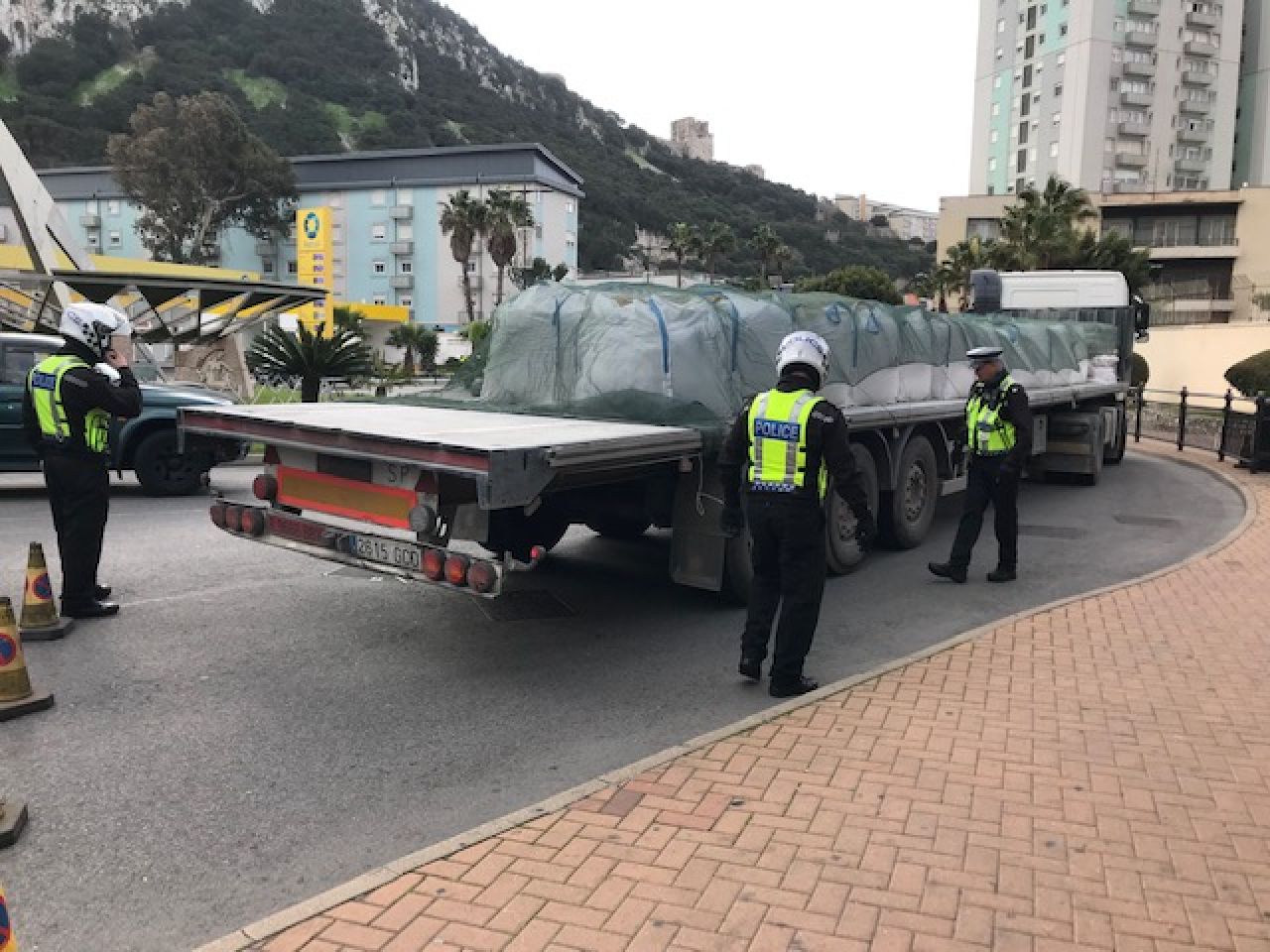 RGP Officers Conduct Checks On Commercial Vehicles