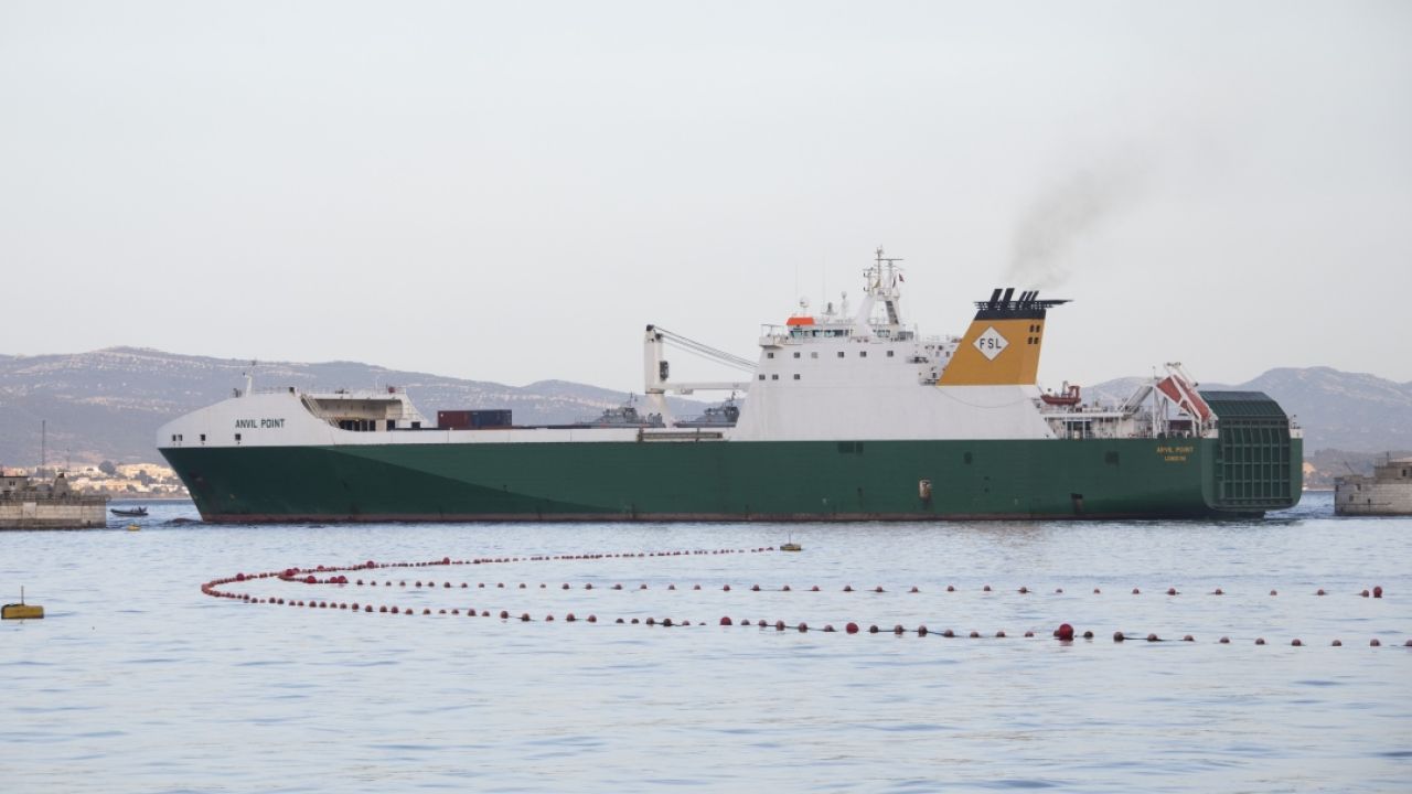 Farewell To HMS Sabre And HMS Scimitar