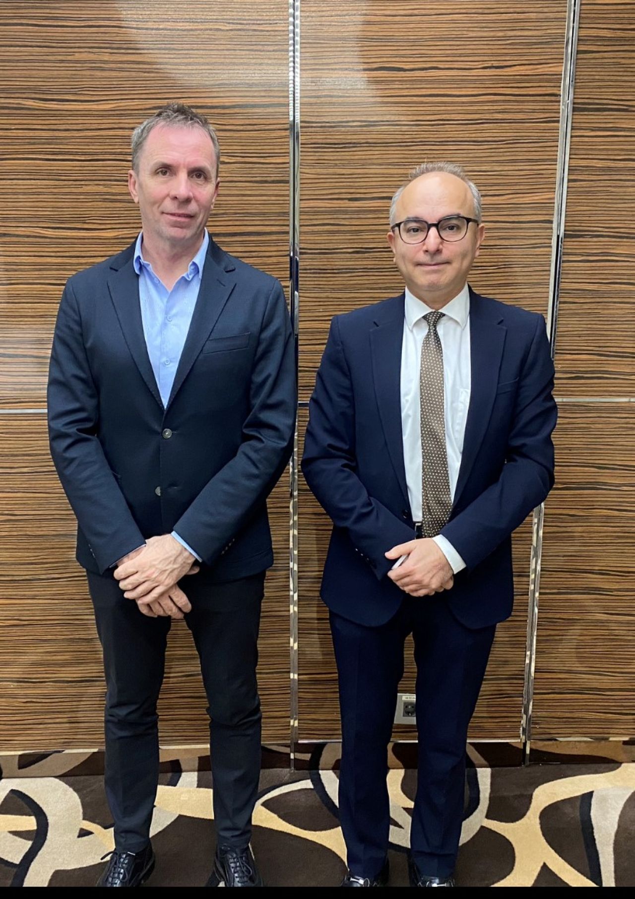 Minister Daryanani Discusses Gibraltar with CEO of Wizz Air